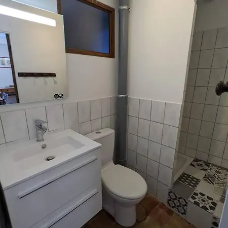 Maison Ardechoise فال لي با