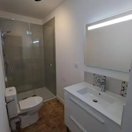 Maison Ardechoise بيت للعطل