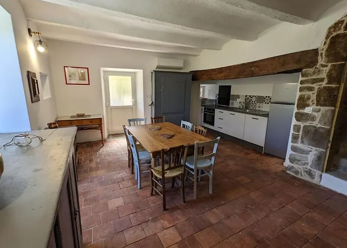Feriehus Maison Ardechoise *