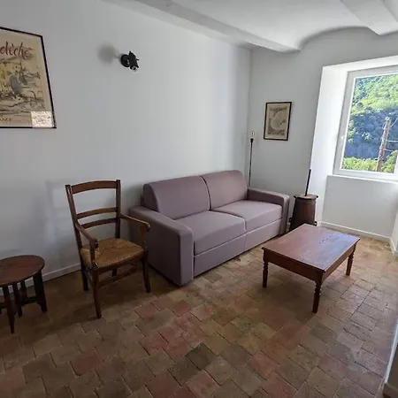 Maison Ardechoise *